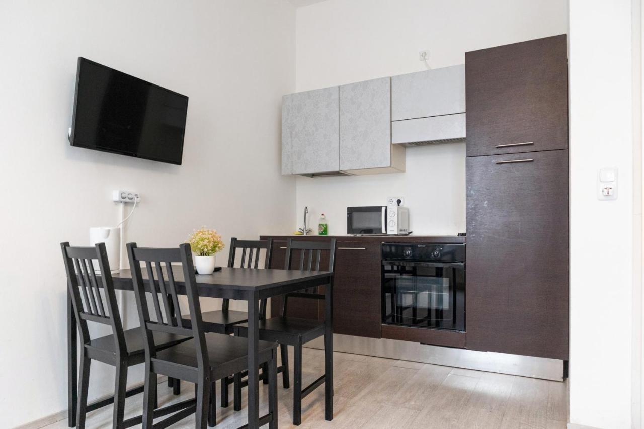 Pleasant 2Br - Perfect For Long Stays Wenen Buitenkant foto